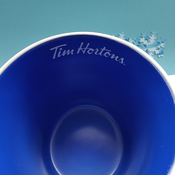 2018 Tim Hortons limited edition coffee ☕ mug | Winter mountain ski theme - Picture 3 of 11